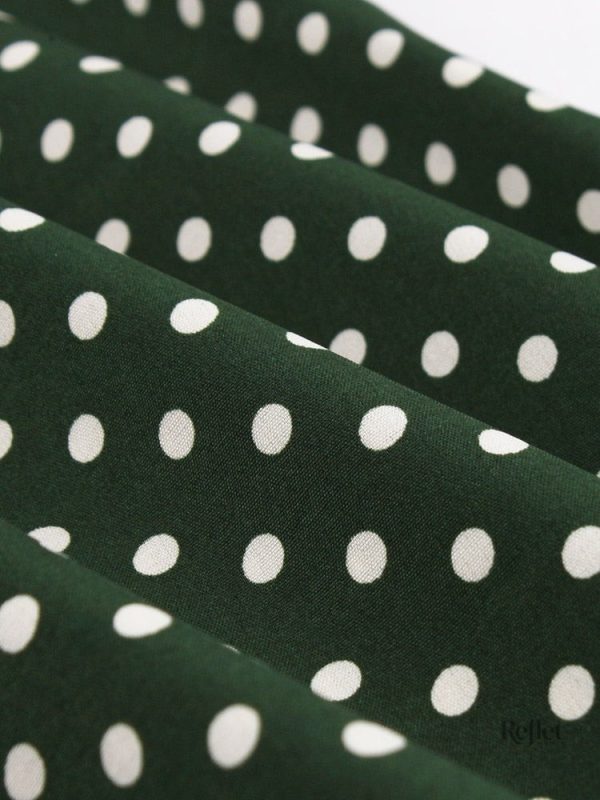 Modèle de robe année 40, motif pois classique