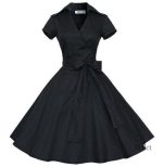 Robe à pois féminine des années 80