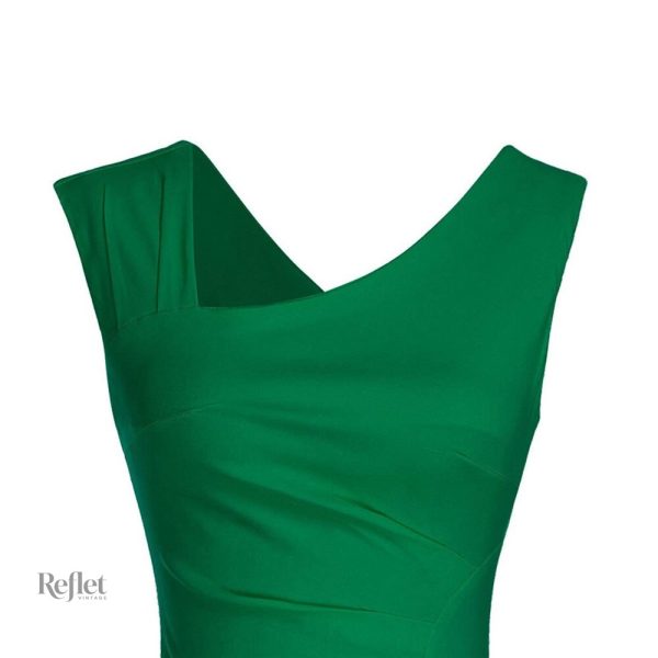 Robe années 40 avec détails raffinés