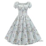 Robe évasée bleue rétro