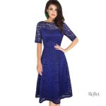 Robe rétro bleue avec style années 50