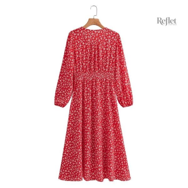 Vêtement féminin vintage, robe années 70 à porter en toute occasion