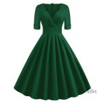 Robe vintage chic années 80 en soirée