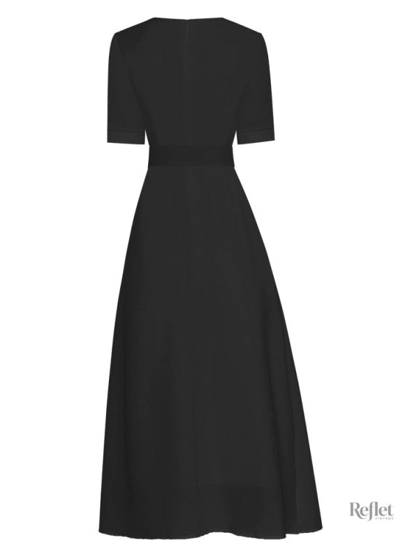 Robe longue années 40, design féminin intemporel