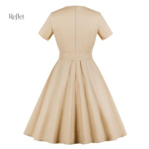 Robe vintage années 70, détails de bouton chic