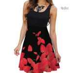 Robe courte années 80 avec motifs floraux