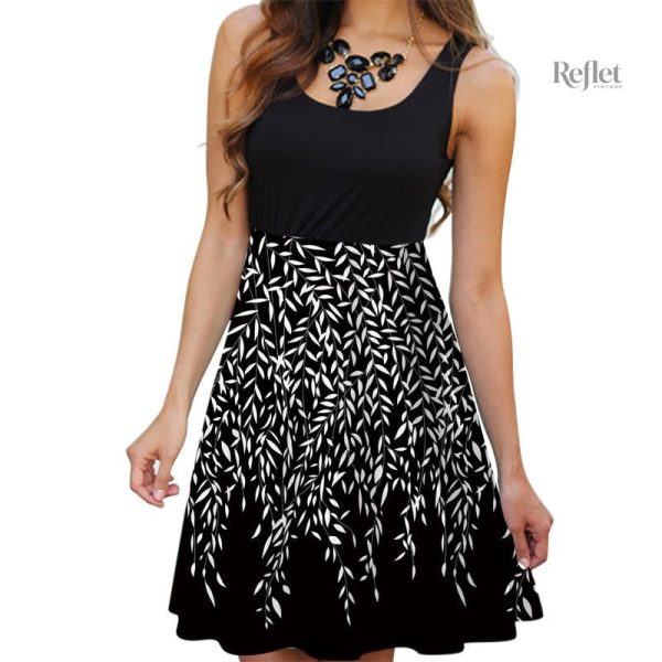 Robe à fleurs des années 80 au design rétro