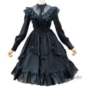 Robe élégante blanche des années 80, silhouette rétro