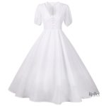 Robe blanche fluide années 50 avec taille cintrée