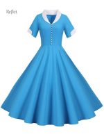 Robe bleu années 40, style vintage élégant
