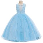 Vêtement festif bleu pour petite fille