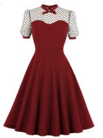 Robe vintage cérémonie avec design rétro