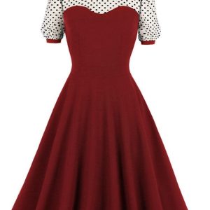 Robe vintage cérémonie avec design rétro