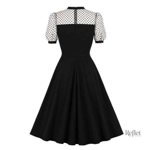 Robe vintage chic, silhouette flatteuse des années 40