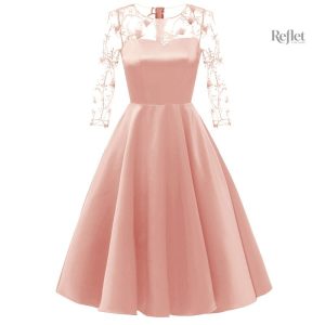 Robe à motifs floraux années 40