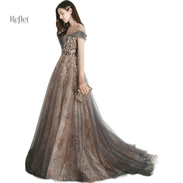 Robe élégante pour femme mature en coupe princesse
