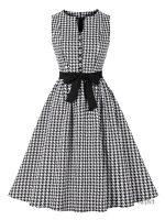 Robe à couper le souffle inspirée des années 50