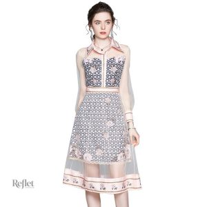 Robe courte style vintage années 70