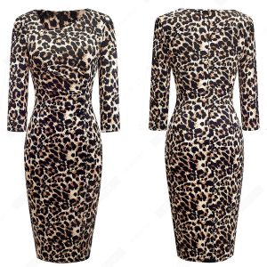 Look rétro avec robe crayon années 30, féminité et sophistication