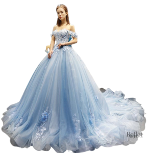 Robe de bal princesse femme élégante et raffinée