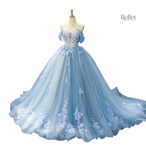 Robe de bal femme avec jupe volumineuse et tulle