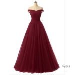 Robe de bal off shoulder, parfaite pour les grandes occasions