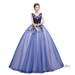 Robe de bal princesse violette élégante et gracieuse