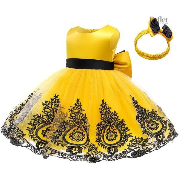 Robe bébé avec accents brillants pour briller