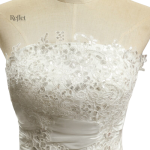 Magnifique robe de mariée avec détails raffinés et silhouette princesses