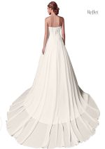 Robe de mariage blanche avec jupe ample