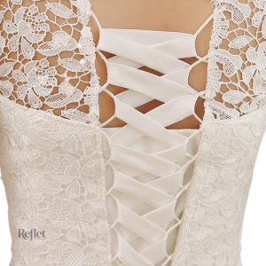 Robe de mariée avec manches courtes, style princesse