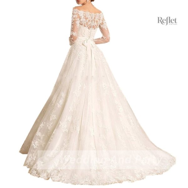 Robe de mariée avec détails en dentelle raffinée