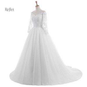 Robe de mariée à jupe volumineuse et fleurs délicates