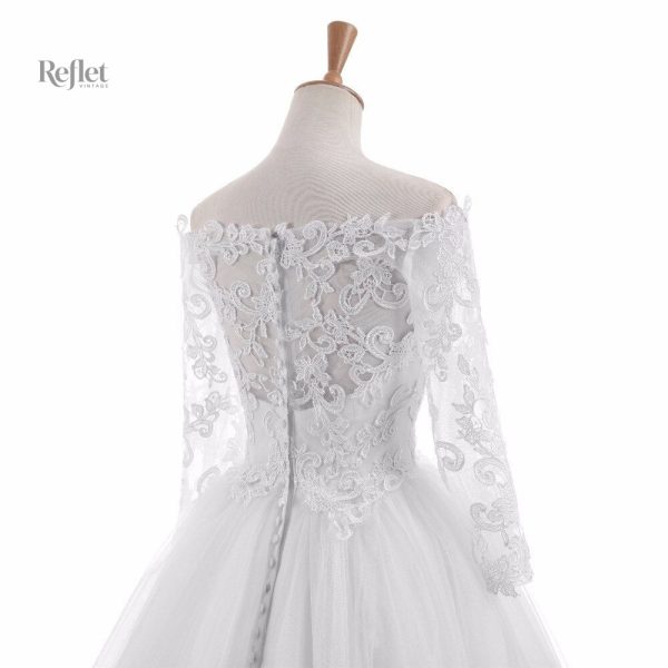 Robe princesse avec détails en dentelle et train