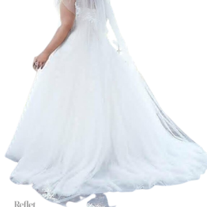 Robe de mariée élégante pour silhouettes généreuses