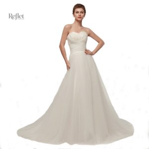 Robe de mariée longue avec traine romantique