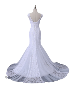 Robe de mariée affordable avec un design romantique