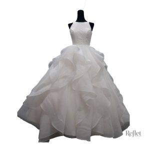 Robe de mariée princesse élégante avec jupe volumineuse