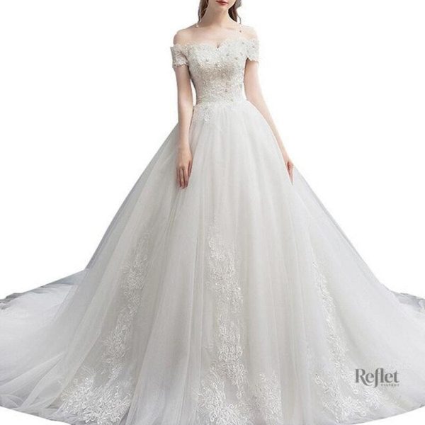robe-de-mariee-princesse-avec-traine-et-voile-1 Robe de mariée princesse avec traîne et voile