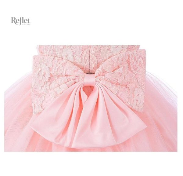 Robe de mariage enfantine au look féerique