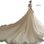 Robe de mariée avec décolleté pour une silhouette romantique