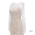 Robe de mariée élégante avec détails en dentelle