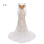 Modèle de robe de mariée en dentelle raffinée