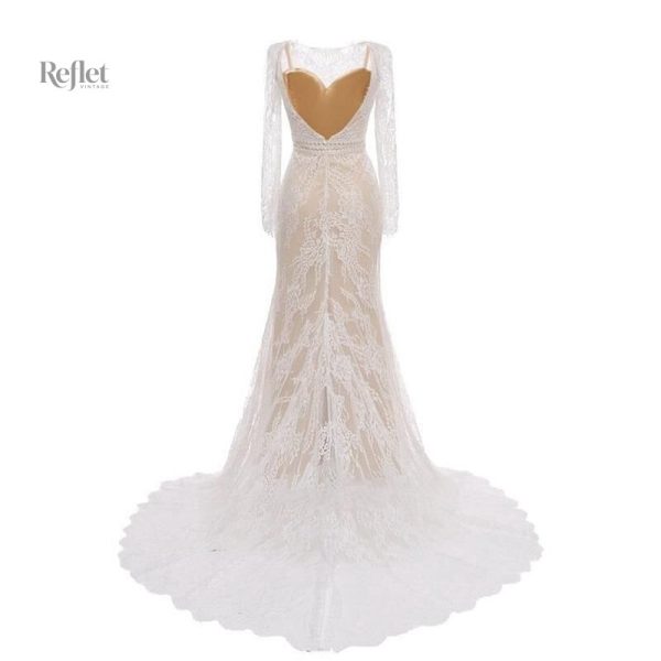 Modèle de robe de mariée en dentelle raffinée