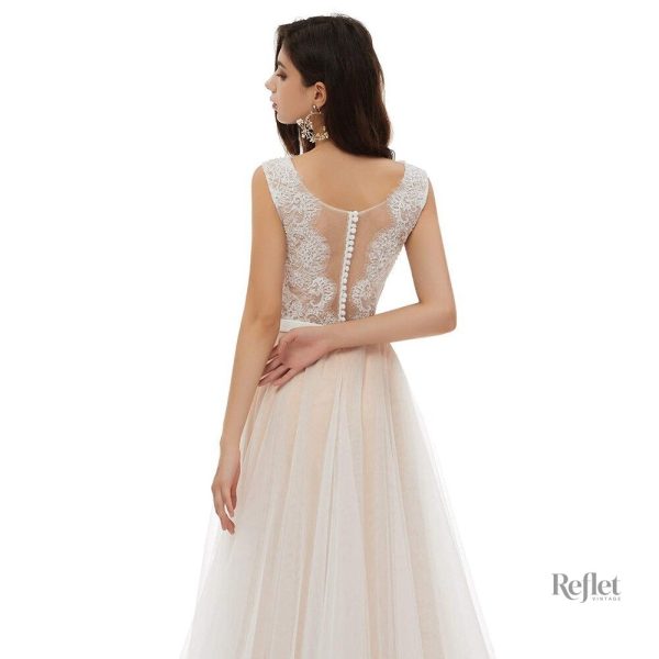 Robe de mariée princesse avec décolleté en V