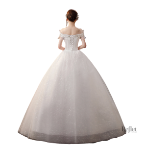 Robe de mariée au style princesse pour une occasion spéciale