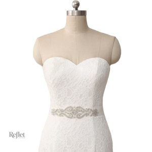 Robe de mariée élégante pour silhouettes généreuses