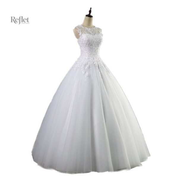 Robe élégante avec détails en dentelle pour mariée