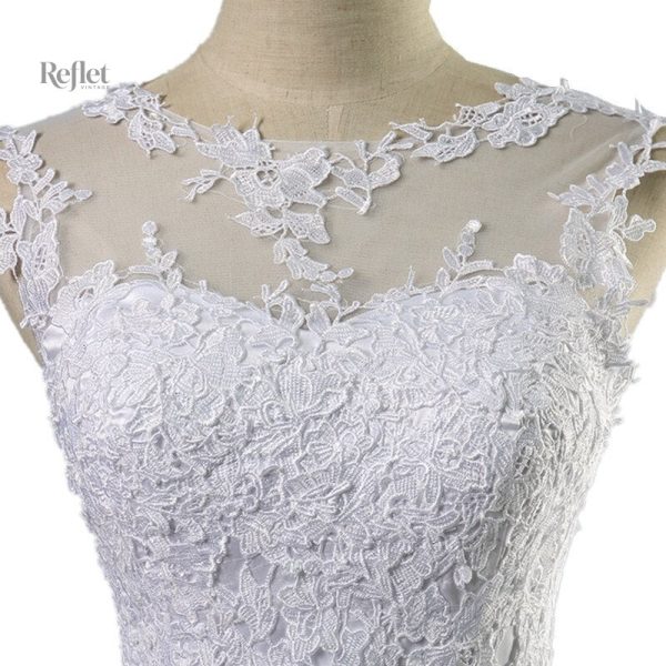 Robe de mariée romantique, dentelle raffinée
