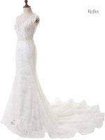 Robe de mariée élégante avec longue traîne et style princesse